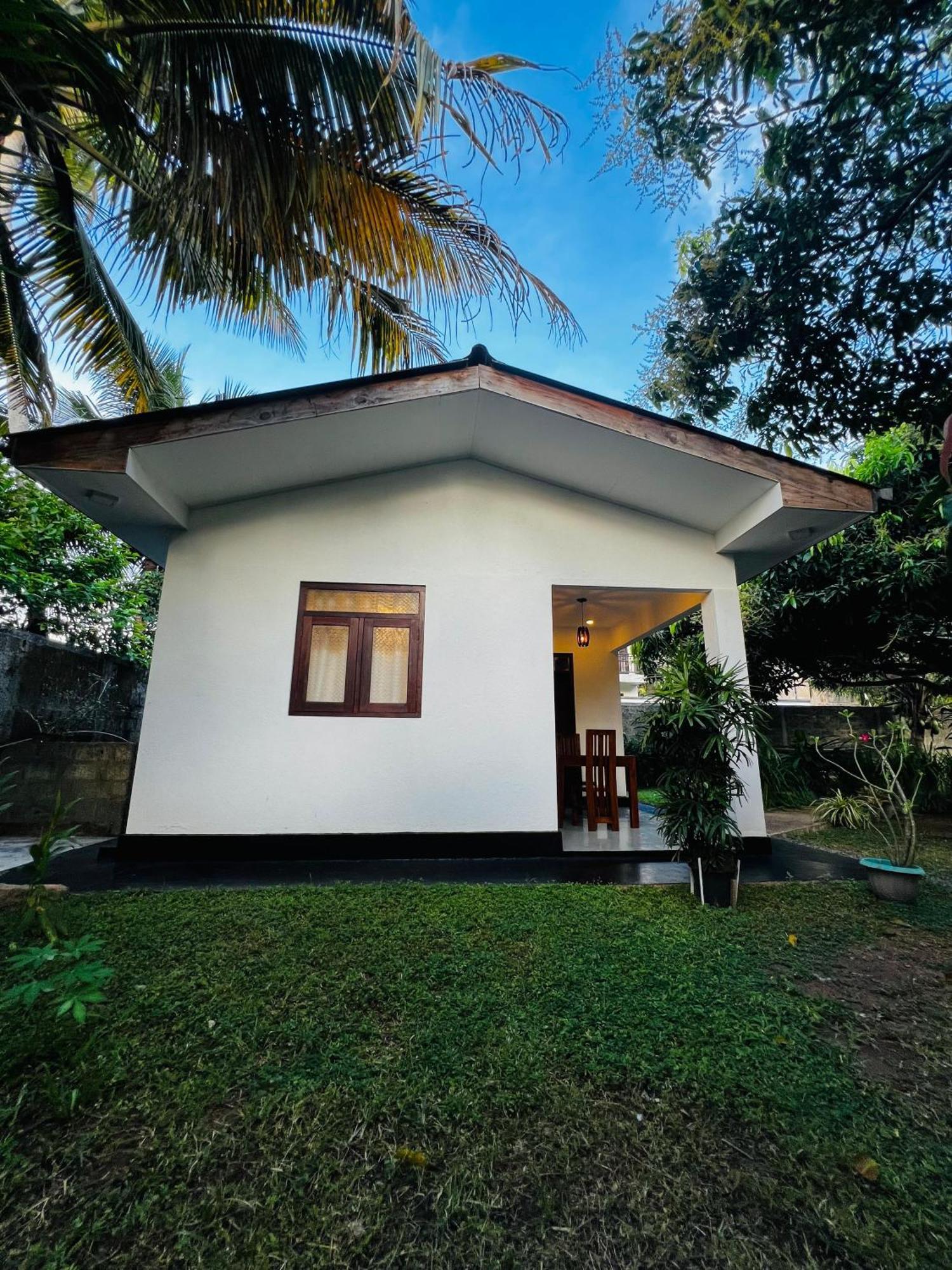 The Mango Retreat Villa Mirissa Exterior photo
