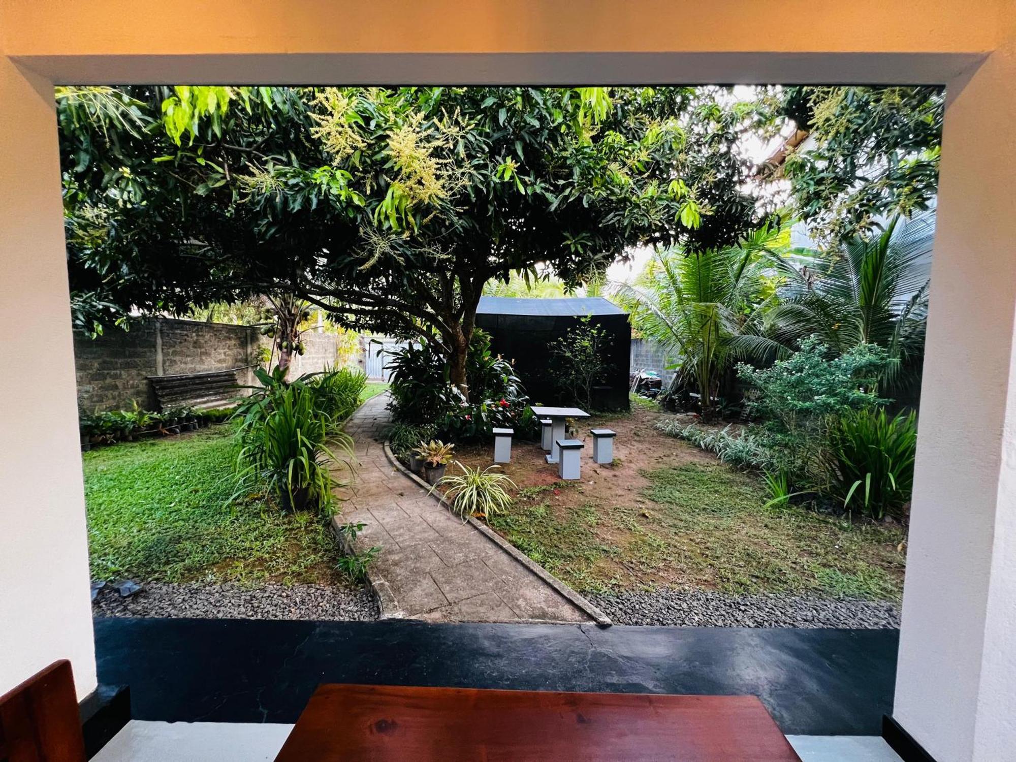 The Mango Retreat Villa Mirissa Exterior photo